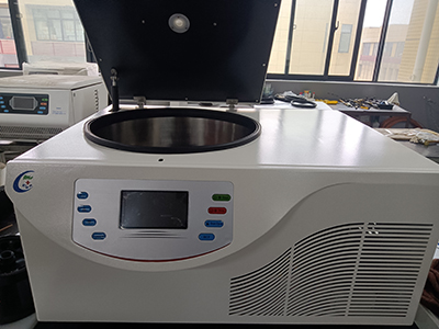 Centrifuge Real picture of delivery 3