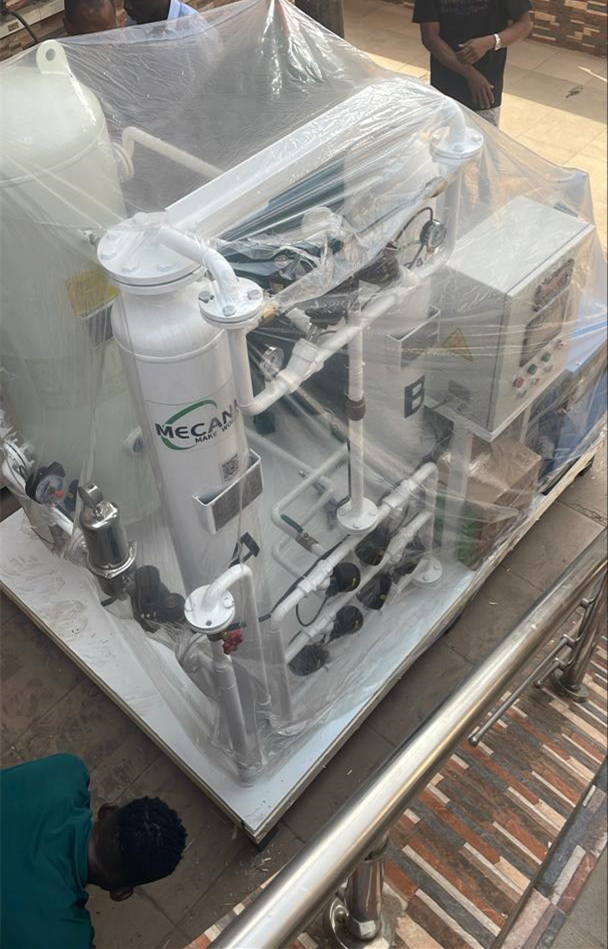 Engineer unpacked and inspected the PSA oxygen generator in the client’s presence