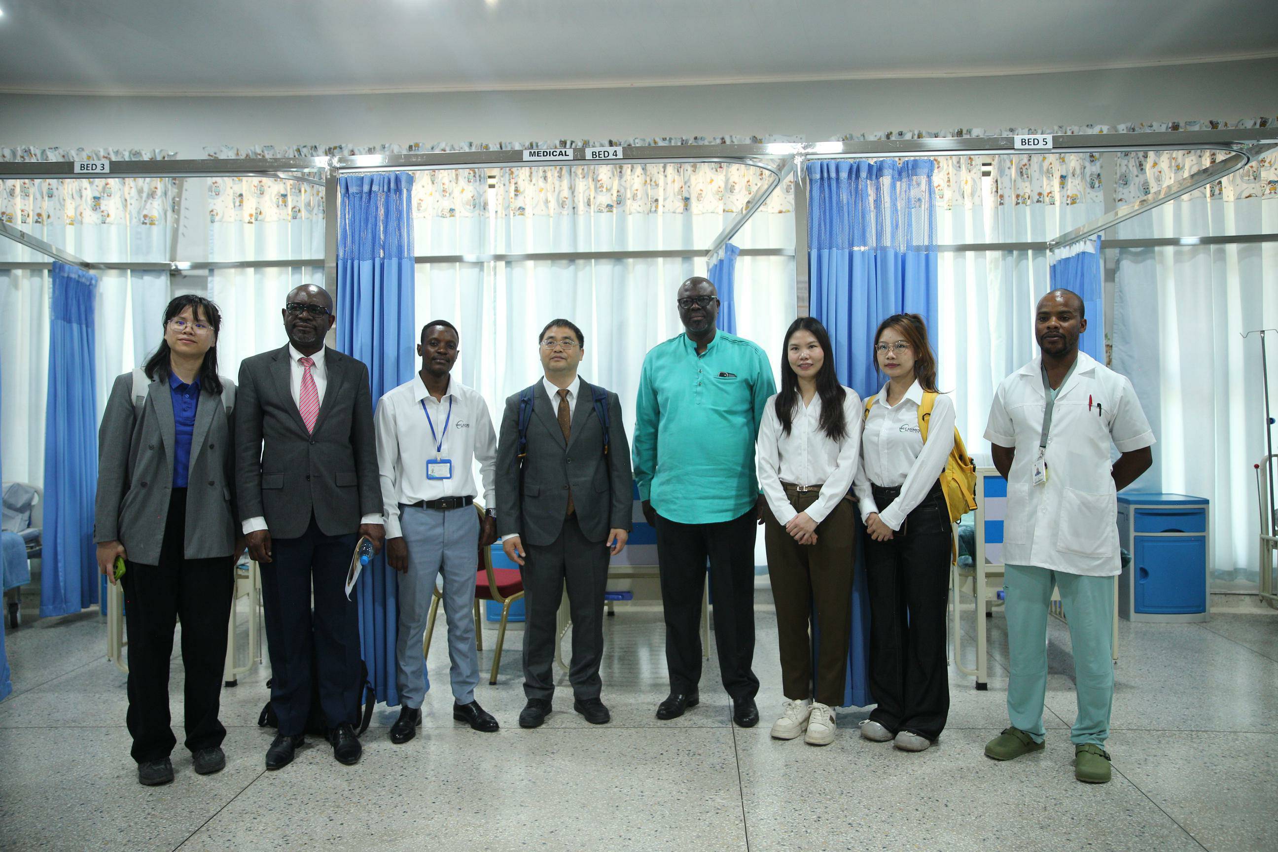 A group photo of the MeCanMed team with representatives from the University of Zambia.